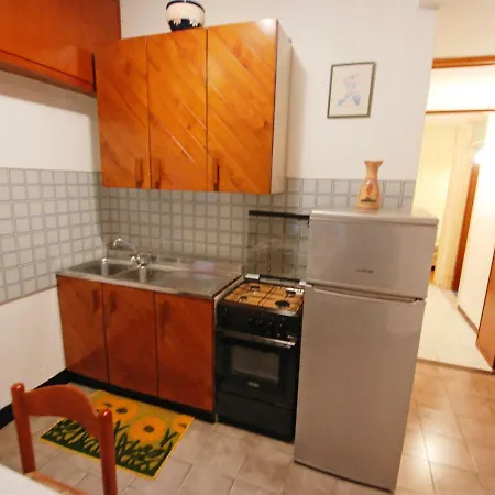 Locazione Turistica Isotta.2 Appartement